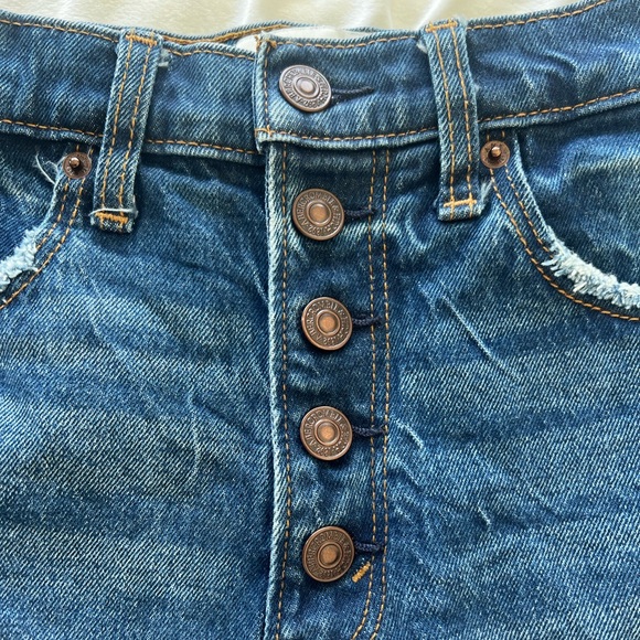 Abercrombie Jean shorts - Picture 2 of 3